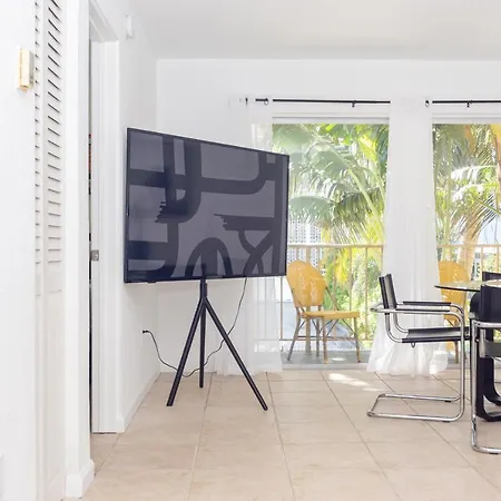 One Bedroom Apartment - With Parking & Balcony - Heart Of Wynwood Miami Exterior photo